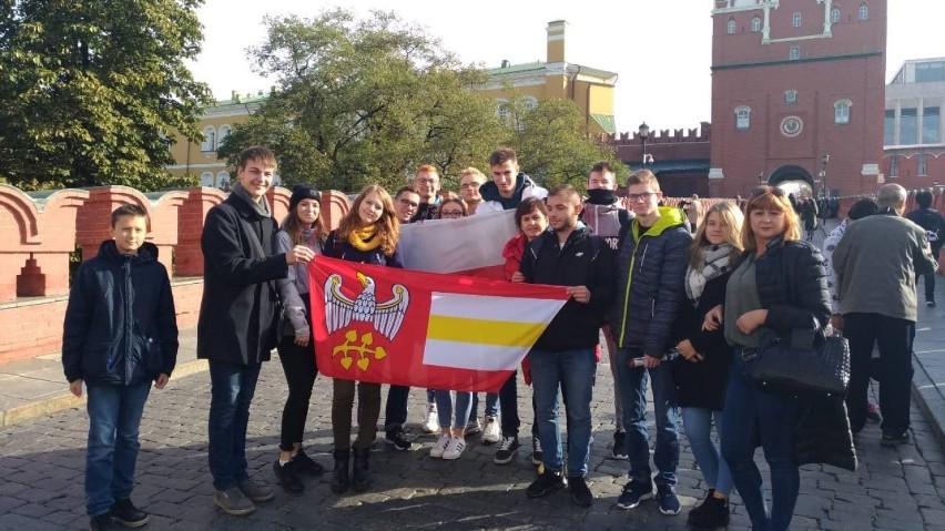 Młodzież z Zespołu Szkół Technicznych w Grodzisku pojechała przyjacielską wizytą do Moskwy! [GALERIA]