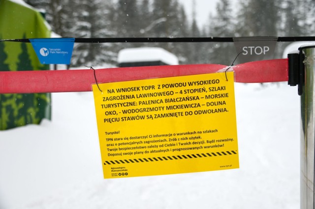 Z powodu bardzo trudnej sytuacji pogodowej oraz wysokiego zagrożenia lawinowego (4 stopień) cały obszar Tatr polskich został zamknięty do odwołania