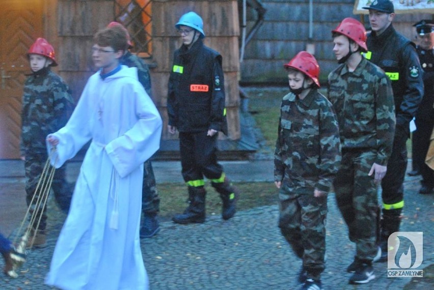 Rezurekcje w parafii w Truskolasach ZDJĘCIA   
