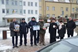 Funkcjonariusze z Komendy Powiatowej Policji w Kościerzynie otrzymali nowy nieoznakowany radiowóz marki Kia