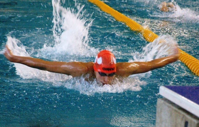 Srebrny chłopiec Konrad Seremet w wyścigu na 400 m stylem...