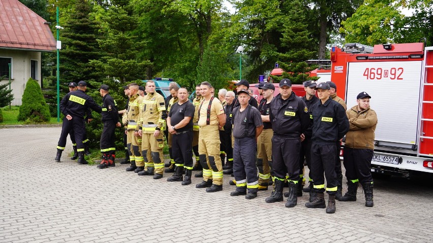 Manewry strażaków, policjantów, pograniczników w Górach...