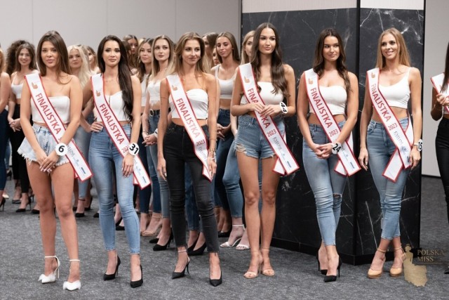 Spośród 300 półfinalistek wyłonionych we wcześniejszych etapach konkursu jury wybrało 38 finalistek do tytuły Polska Miss oraz 36 do tytułu Polska Miss Nastolatek