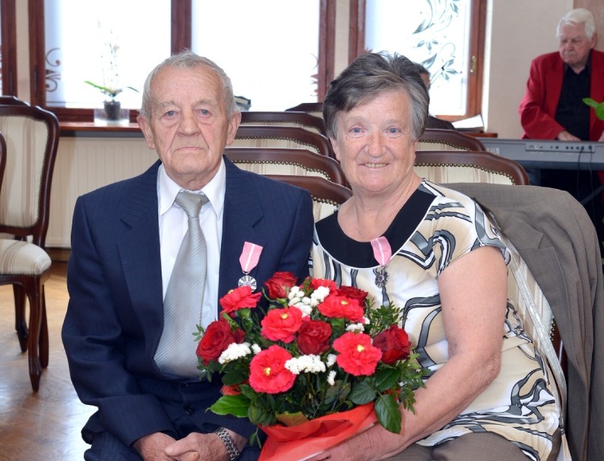 Zgorzelecka "złota para"! Państwo Nanowscy świętują 50 lat pożycia małżeńskiego