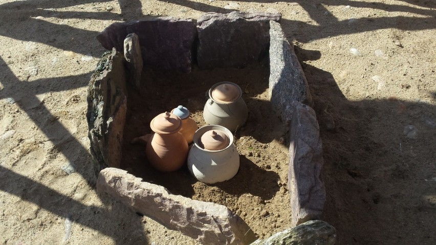 Skansen archeologiczny w Trzebiatkowej zaprezentowany podczas majówki [ZDJĘCIA] 