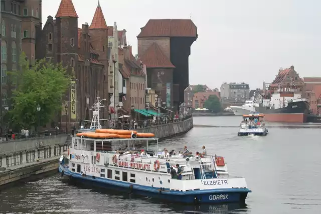 Tramwaje wodne na Motławie razem ze stateczkami Żeglugi Gdańskiej  będą uzupełnieniem komunikacji morskiej w sezonie.