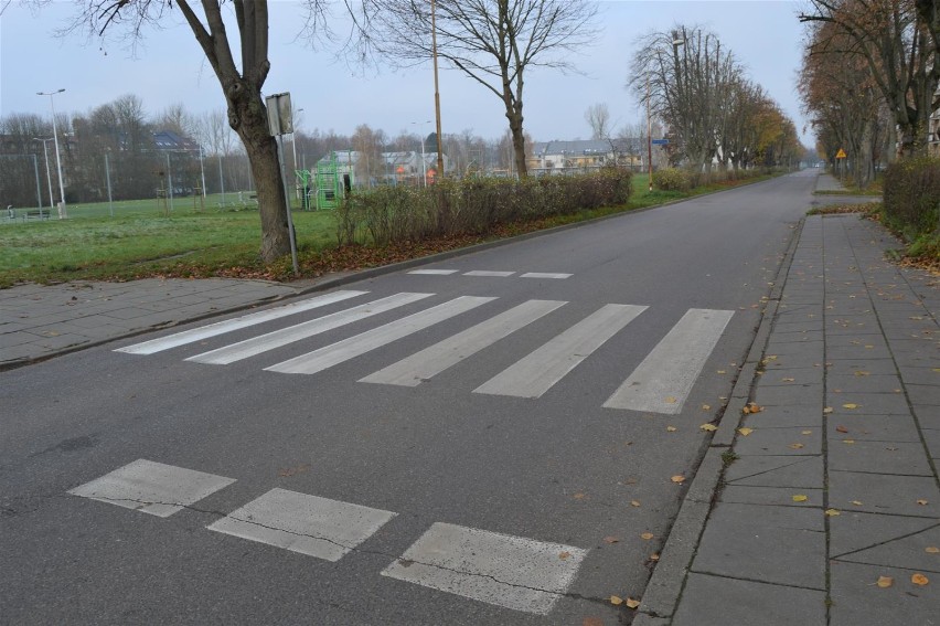 Osiedle Lotnisko. Doświetlone będą przejścia dla pieszych. Bezpieczniej w rejonie ulic Tańskiego, Śniadeckiego, Drzewieckiego i Rogalskiego