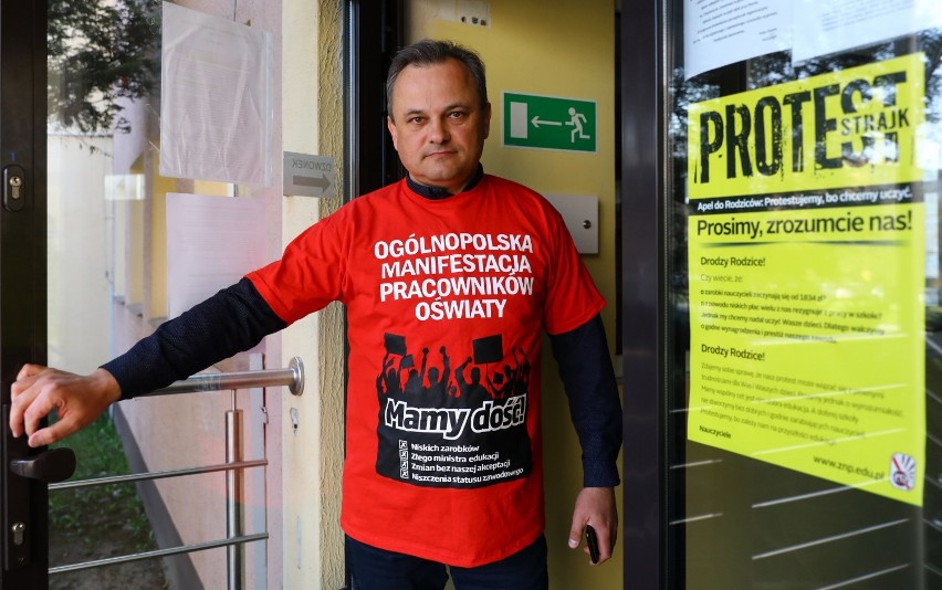 Strajk nauczycieli w Piotrkowie