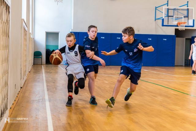 Alan Więckiewicz, MVP turnieju Basketmanii 2020, w akcji w swoim stylu