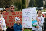  Zamość. „Nasze domy nie dla CPK”. Protest przeciwników planowanej inwestycji przemaszerował ulicami miasta