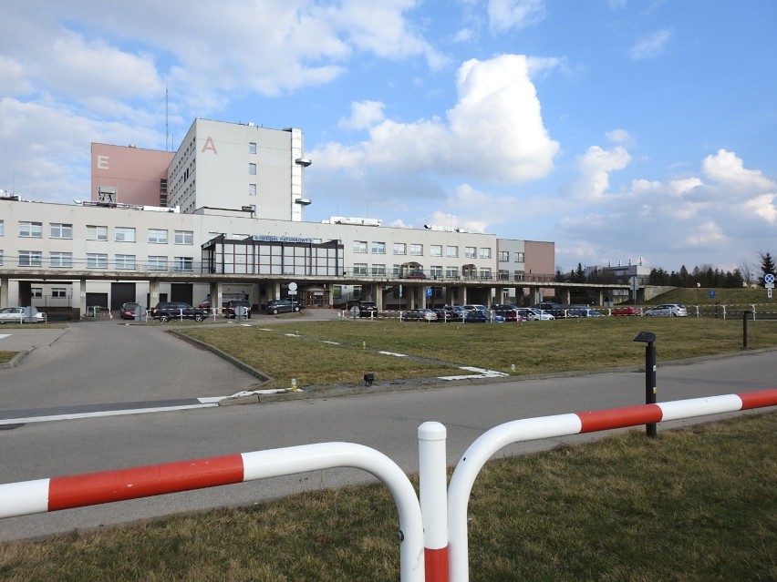 Szpital wojewódzki w Łomży szykuje kolejne oddziały dla zakażonych koronawirusem