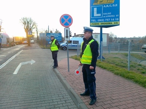 Kolejna akcja kaliskiej drogówki. Policjanci kontrolowali stan techniczny aut. ZDJĘCIA