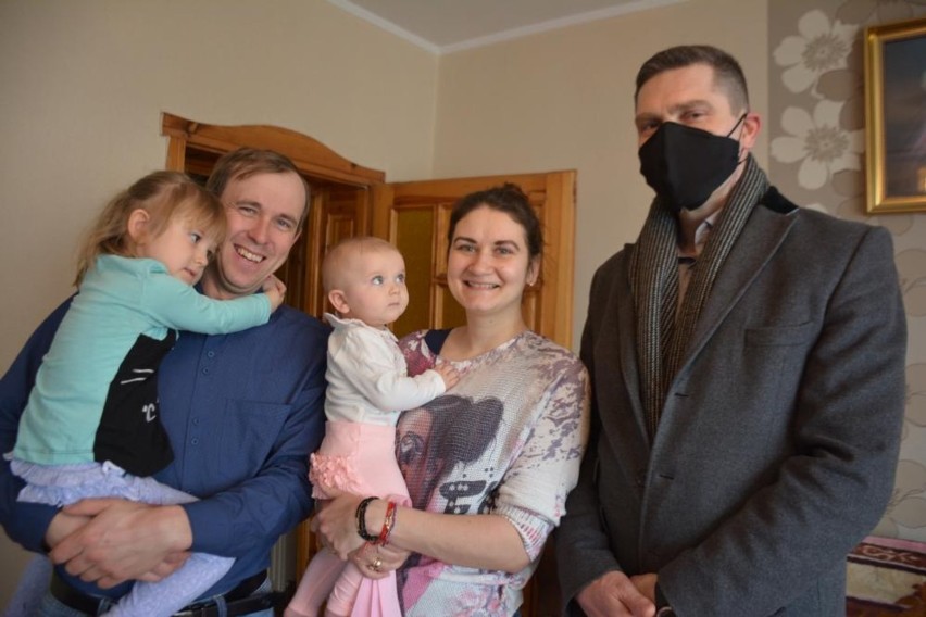 Burmistrz Krzywinia Jacek Nowak odwiedził kolejne dzieci