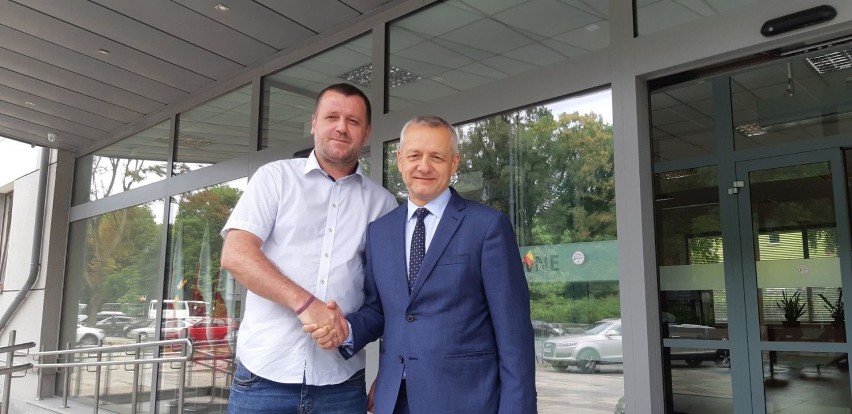 Burmistrz Rafał Przybył ustalał szczegóły prawyborów z ministrem cyfryzacji Markiem Zagórskim