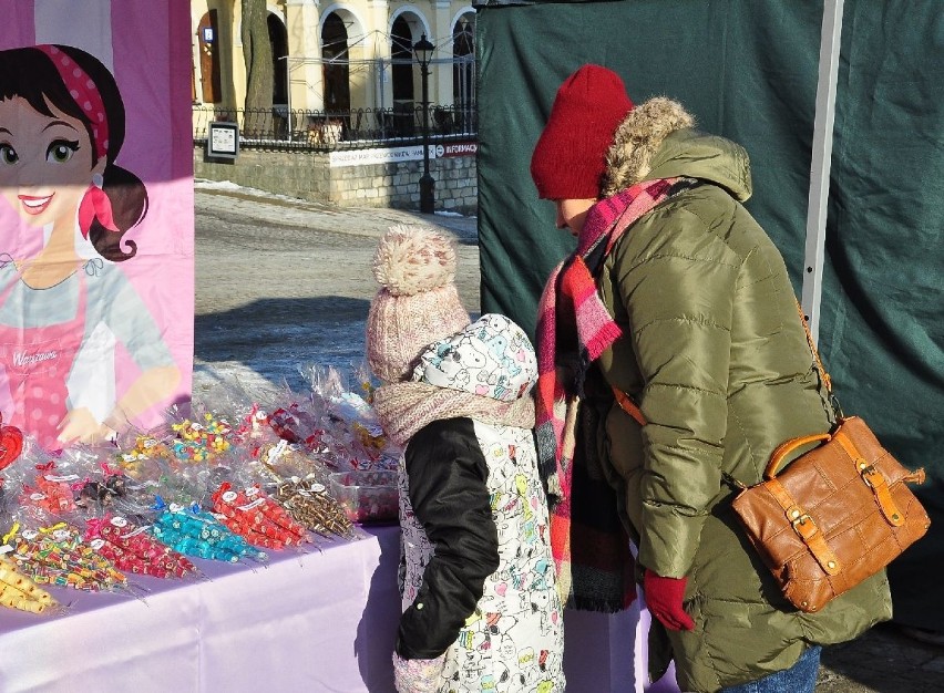 Sandomierz dla zakochanych. Tysiąc czerwonych balonów nad miastem  