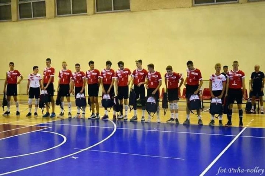 SIATKÓWKA: Debiut młodego zdunowianina w reprezentacji siatkarskiej U17 w meczu z Białorusią [ZDJĘCIA]