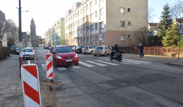 Ulica Krzywoustego na Starym Mieśćie w Stargardzie biegnie od ulicy Kazimierza Wielkiego do skrzyżowania z ulicami Popiela, Staszica i Obwodnicą Staromiejską