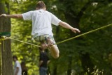 Slackline Lublin - taśma i miejskie przeszkody 