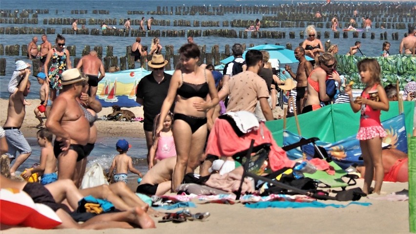 Czwartkowe popołudnie na plaży w Mielnie