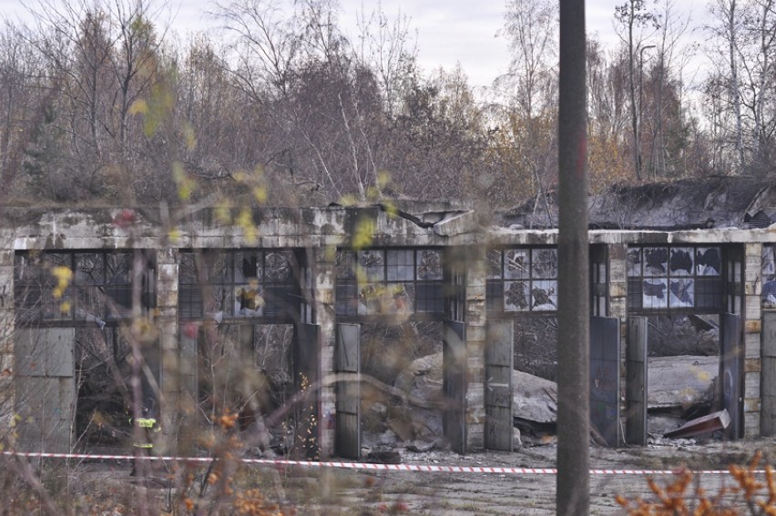 Tragiczny wypadek w Gdyni Obłużu. Zawalił się magazyn przy...