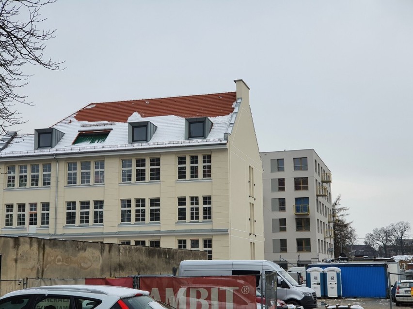 Stara Szwalnia w Lesznie - apartamentowiec na ukończeniu  - grudzień 2021