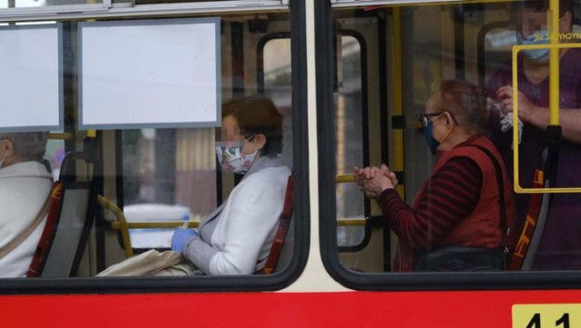 W Bytomiu prowadzone są zwiększone kontrole w sklepach, galeriach handlowych i komunikacji miejskiej. Wszystko przez koronawirusa