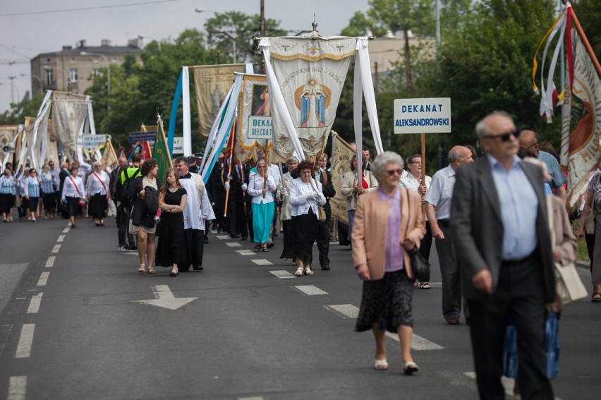 Archidiecezjalne Święto Eucharystii i 25-lecie łódzkiego Caritasu. Łódź, 14 czerwca 2015