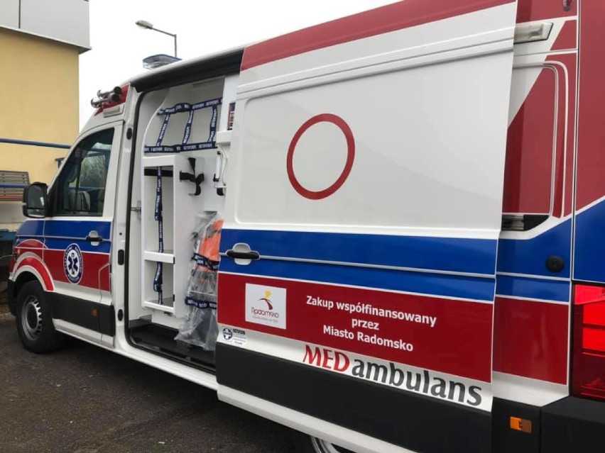 Szpital Powiatowy w Radomsku ma nowy ambulans. Miasto dołożyło 200 tys. zł