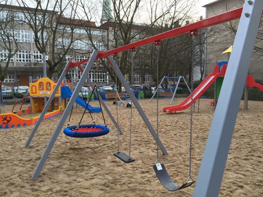 Nowy plac zabaw w centrum Szczecina [zdjęcia]