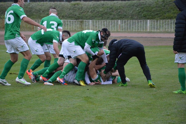 Warta Sieradz - Warta Działoszyn 2:1