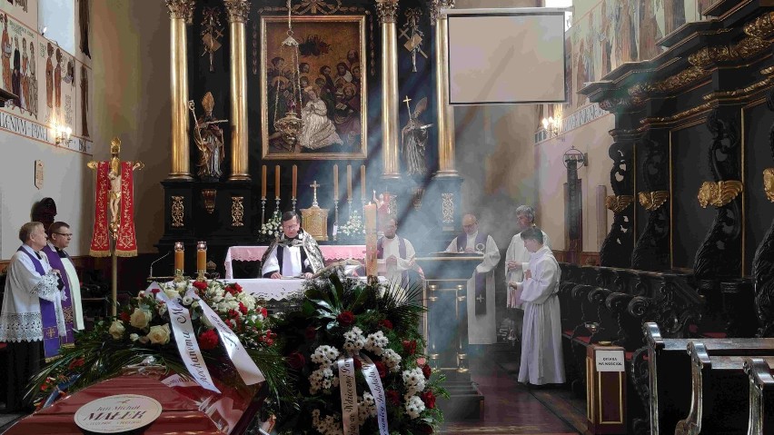 Pogrzeb Jana Michała Małka, wybitnego piotrkowianina...