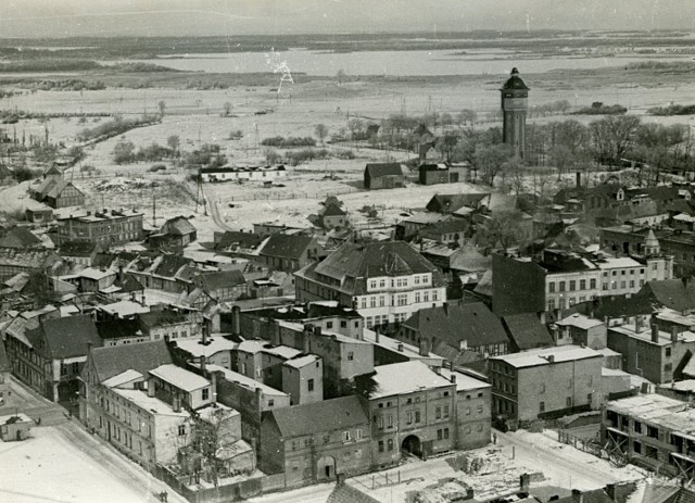 Początek wieku XX, widok na centrum Szczecinka z wieży Mariackiej