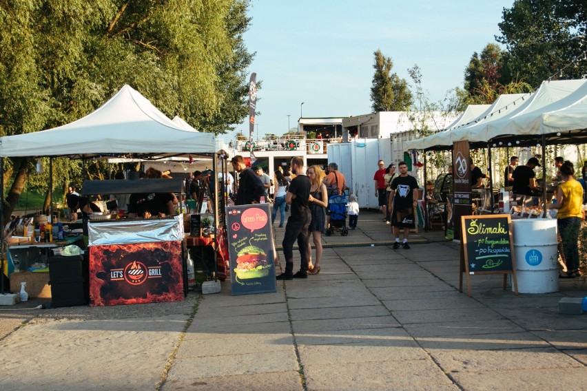 Slow Market to targ kulinarny, który gromadzi w jednym...