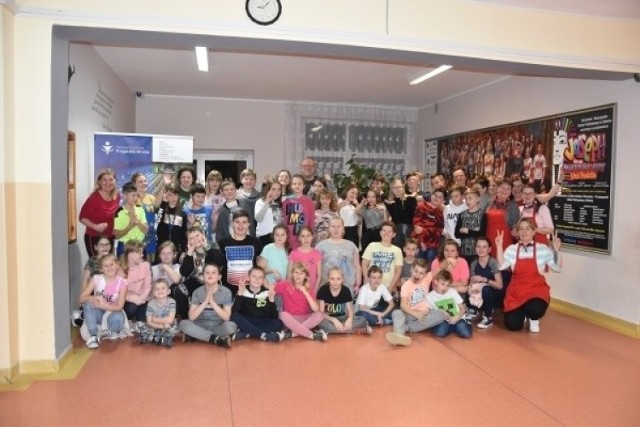 Uczniowie ósmych klas podstawówek z powiatu wąbrzeskiego przystąpili dziś, 16 czerwca do egzaminu z języka polskiego