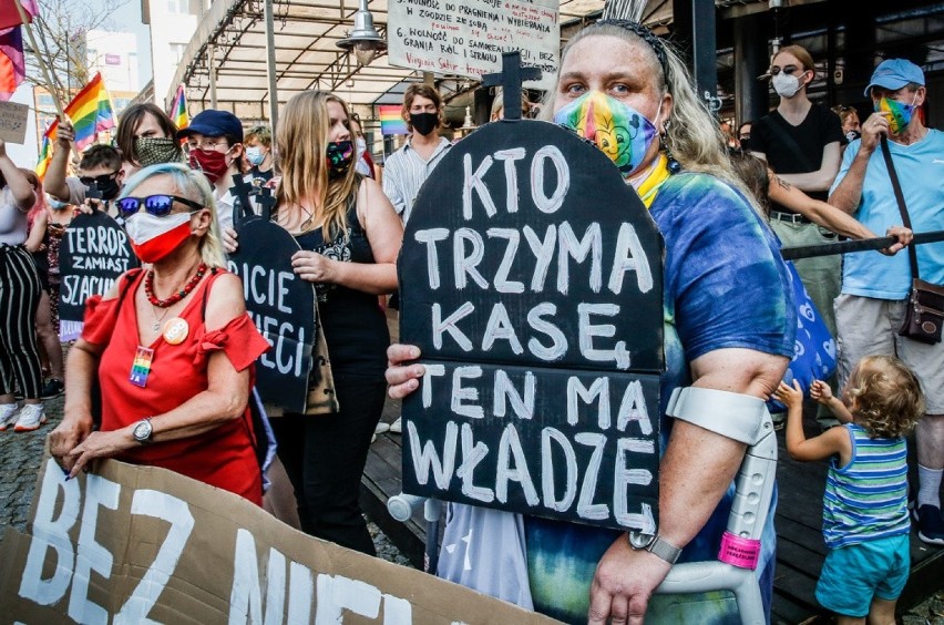 Manifestacja „Przeciwko przemocy władzy” w Gdańsku...