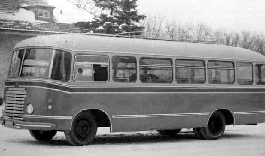 Jeden z wczesnych modeli autobusu Bałtyk