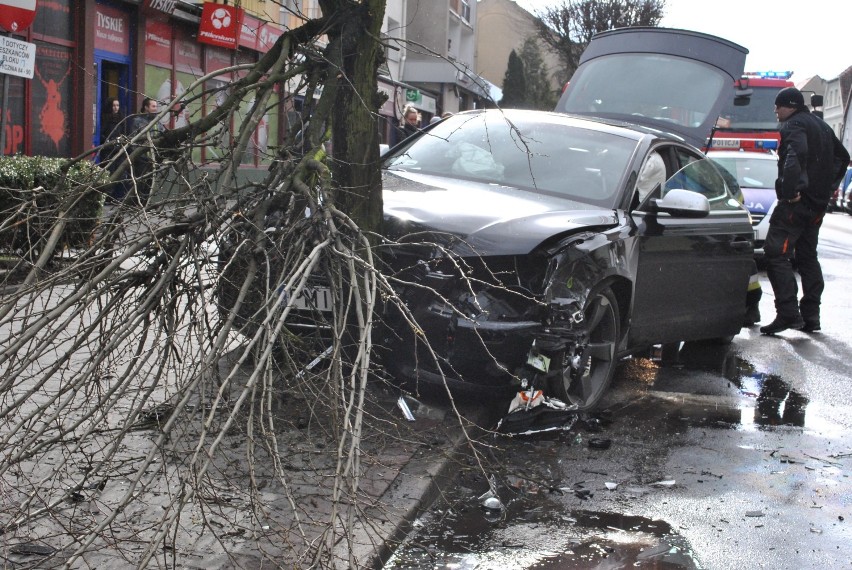 Kolizja na ulicy 17 Stycznia w Międzychodzie