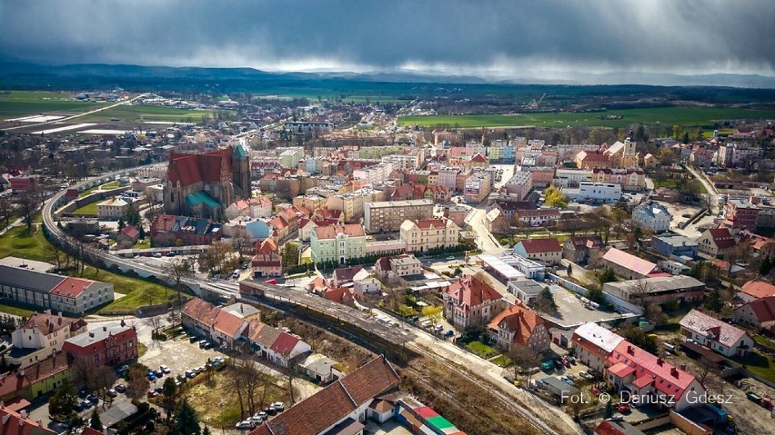 Strzegom. Stolica polskiego kamieniarstwa widziana z drona (ZDJĘCIA)