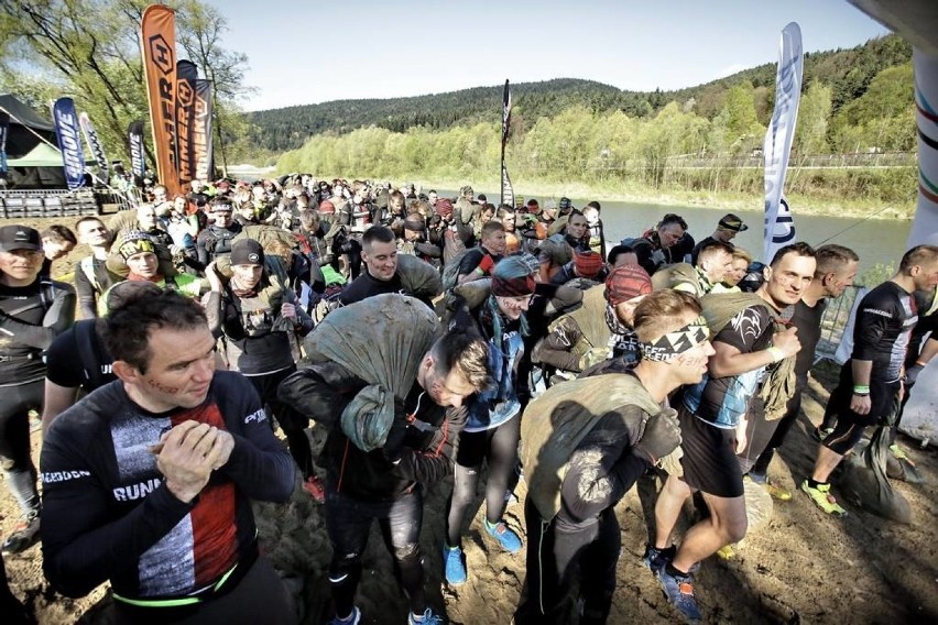 Runmageddon Silesia 2017 Szczyrk. Więcej zawodników niż mieszkańców? ZDJĘCIA, WIDEO, MAPA