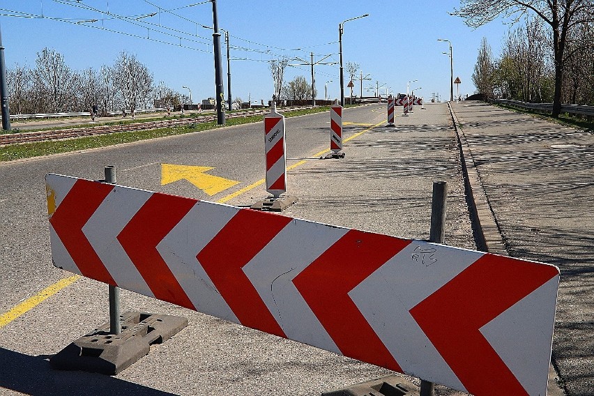 Wiadukt na Przybyszewskiego jest w fatalnym stanie...