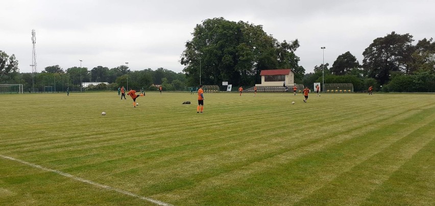 Sparing piłkarski Wełna Skoki- Iskra Wyszyny 3:0