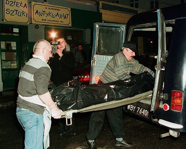 Henryk Ś., znany wałbrzyski antykwariusz, został zamordowany 16 marca 2000 roku.