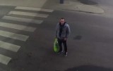 Zaatakował 9-letnie dziecko i okradł mieszkanie w Plewiskach - policja opublikowała jego zdjęcia