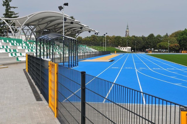 Pierwszy mecz po modernizacji stadionu przy ul. Śląskiej w Świdnicy rozegrany zostanie w czwartek