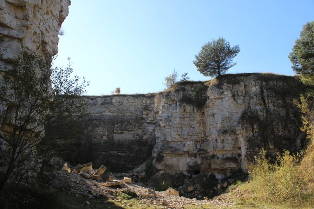 Kamieniołomy w Lisowicach są jedną z wielu atrakcji przyrodniczych, którymi może się pochwalić gmina Działoszyn