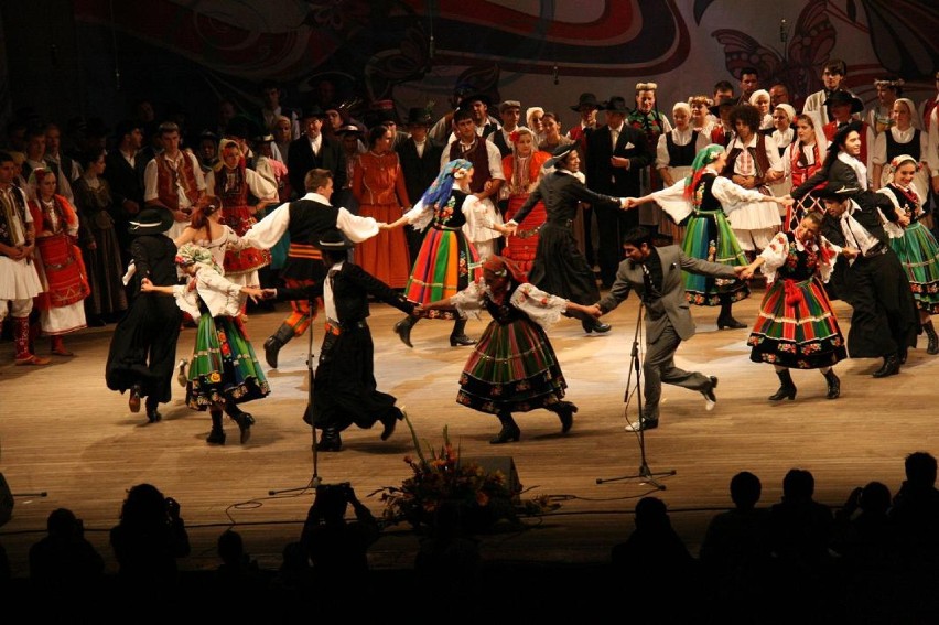 Winobranie 2010 - Festiwal folkloru: festiwal barw i tańca