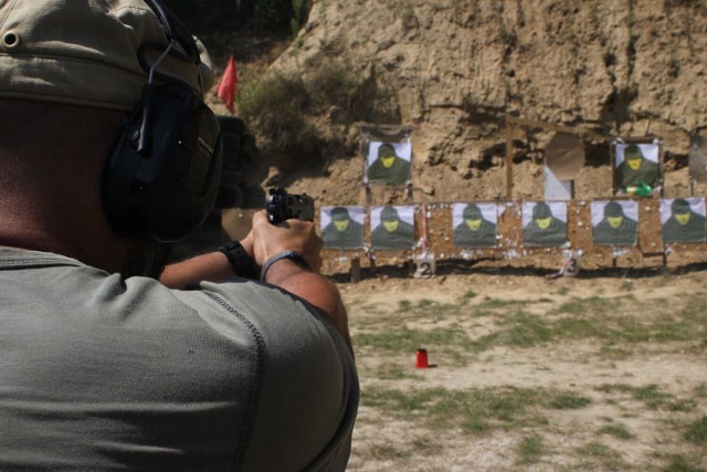 Grypa Aktywności Terenowej "Ziemia Przemyska" zaprasza amatorów strzelania na wspólne treningi.