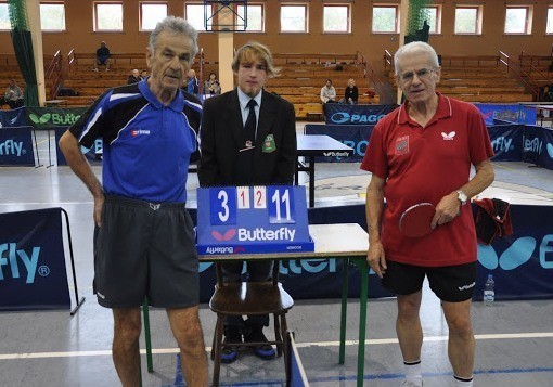 Adam Hnyda (po prawej) startuje w kategorii +75 lat