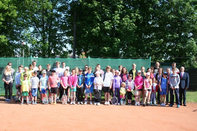 Dzień Dziecka w Chodzieży: Turniej tenisa dla dzieci i młodzieży [FOTO]