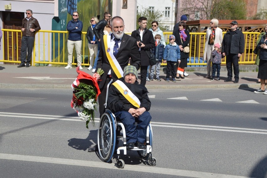 Obchody rocznicy uchwalenia Konstytucji 3 Maja w Chojnicach z salwą honorową | ZDJĘCIA